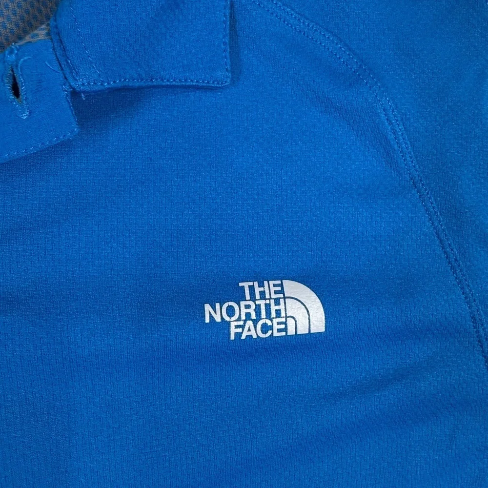 The North Face Men's Large VaporWick Performance Vibrant Blue Polo